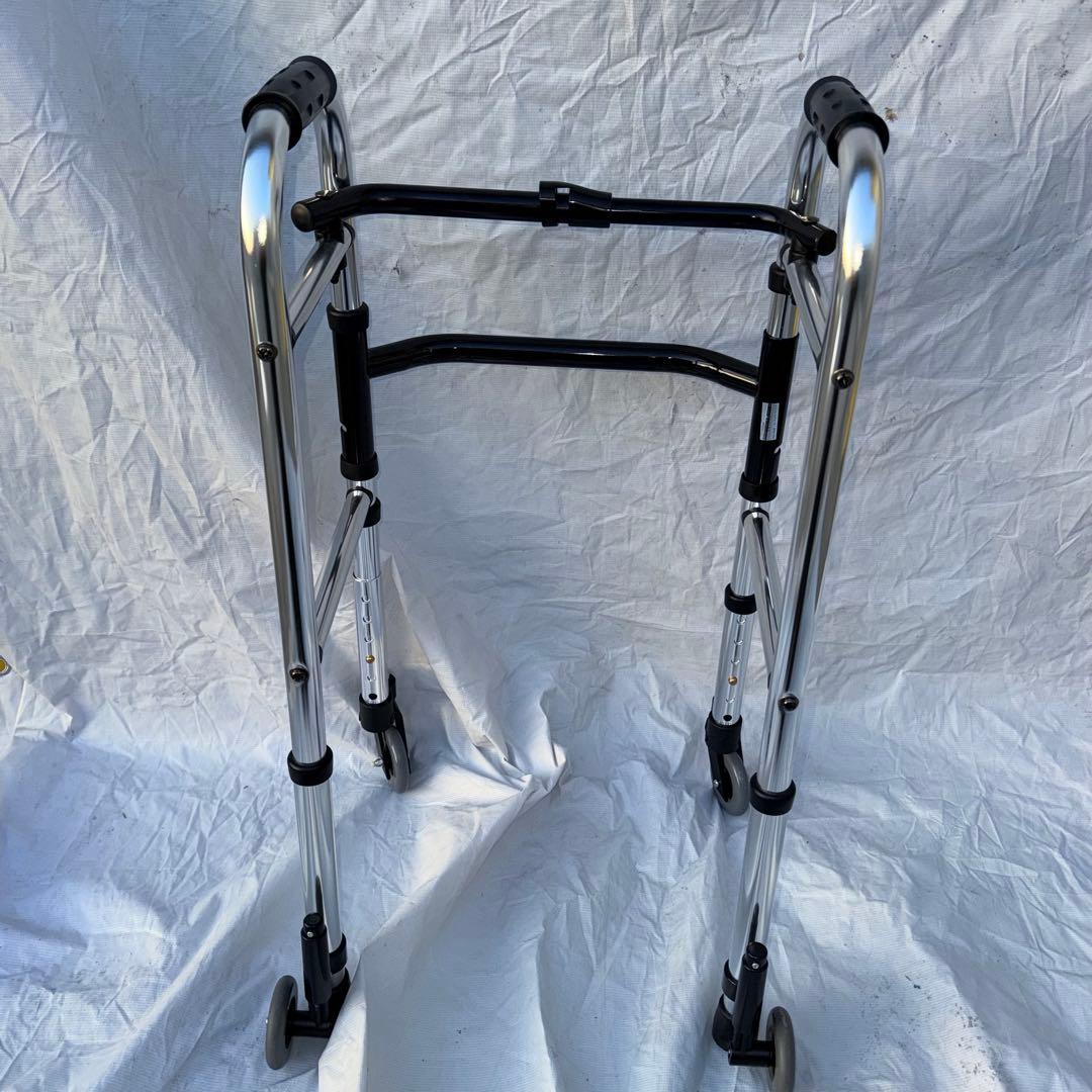 シンエンス 歩行器 ミニフレームウォーカー 前輪キャスター 固定型 折りたたみ