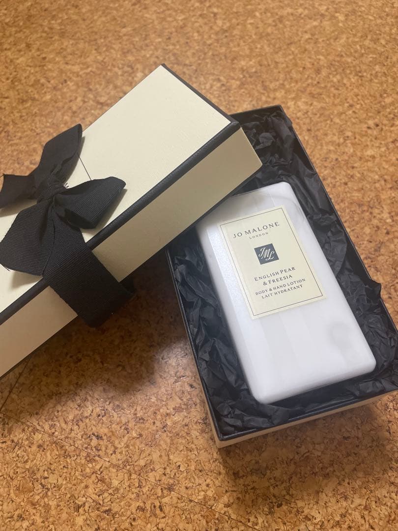 Jo MALONE English Pear & Freesia ボディ＆ハンド