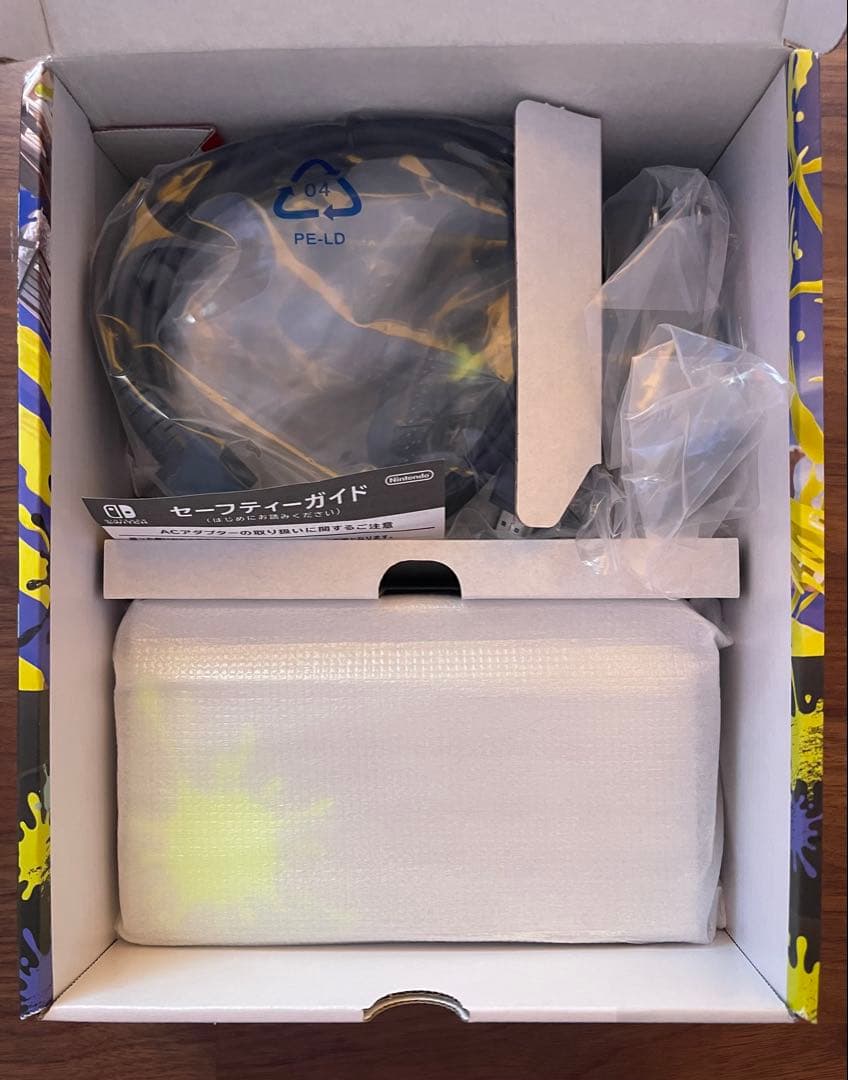 【Nintendo Switch スプラトゥーン3エディション 有機ELモデル】