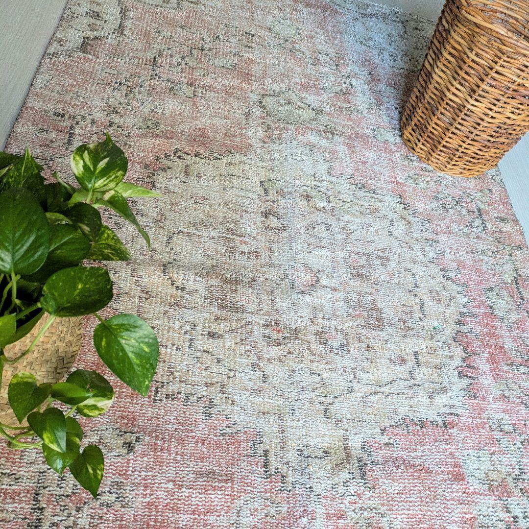 101×218 かすれた赤のトルコヴィンテージラグ