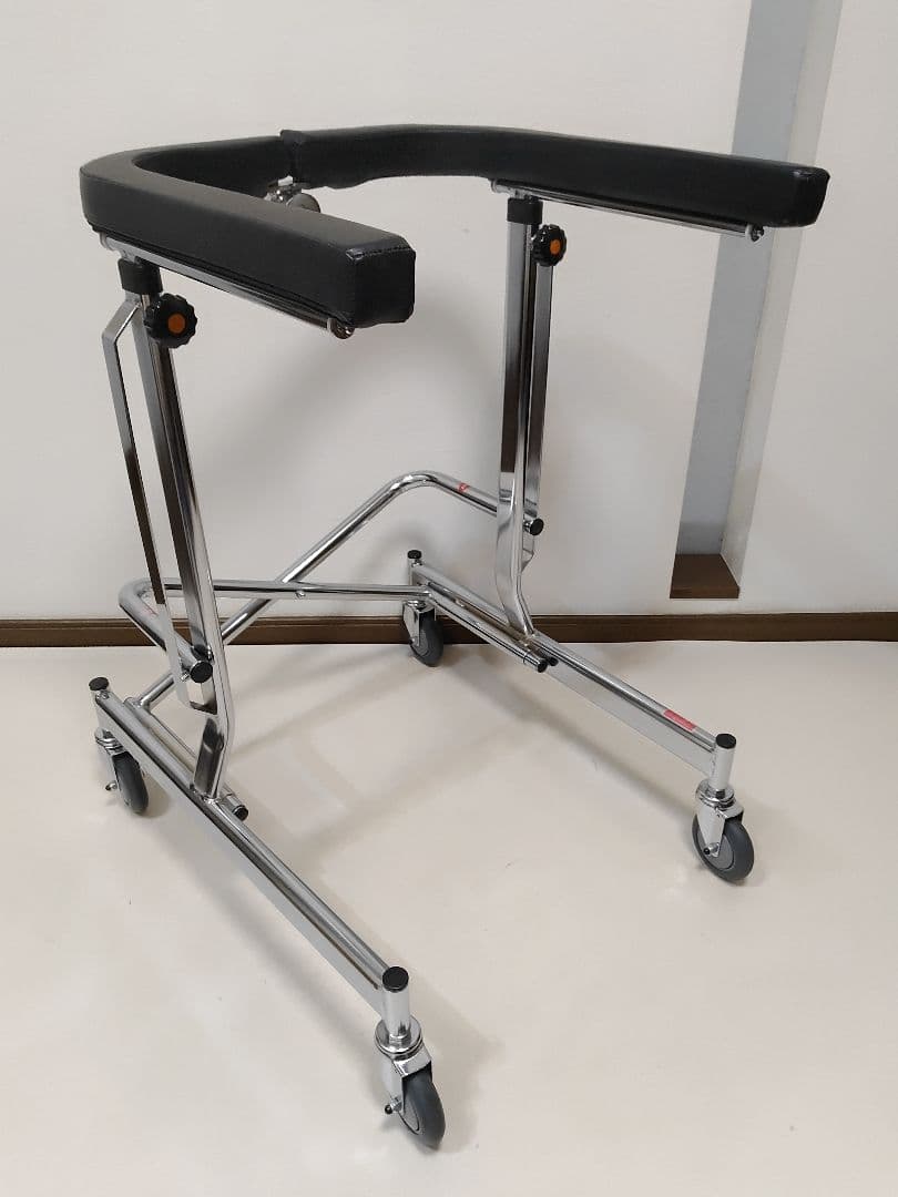 屋内歩行器　アルコーDX　デラックス　星光医療器製作所　動作良好　送料無料