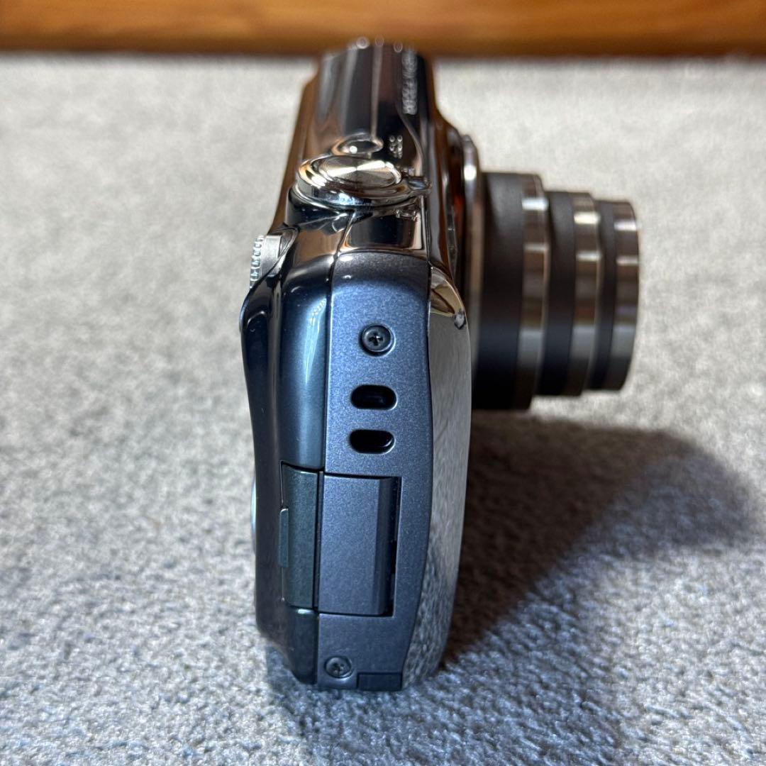 ☆極上美品 FUJIFILM FinePix F70EXR