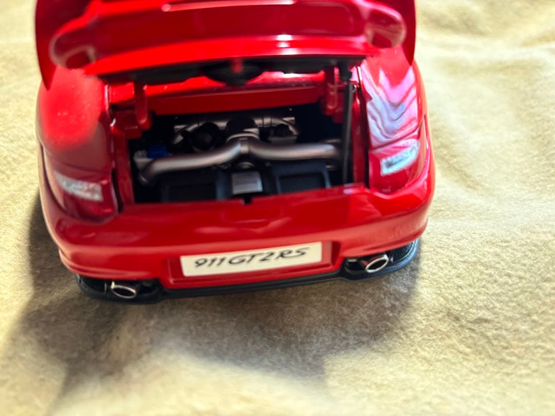 専用品 ポルシェ 997 GT2 RS オートアート 1/18 ミニカー 特価