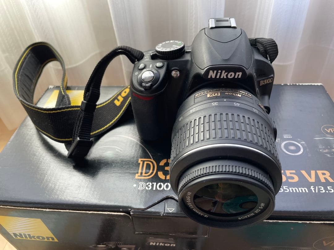 Nikon D3100 デジタル一眼レフカメラ☆おまけ付