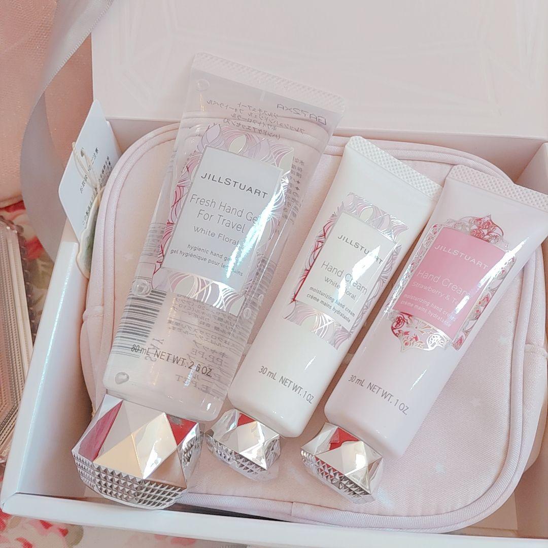 【新品未使用】ジルスチュアート パレスドリームコレクション ハンドクリーム