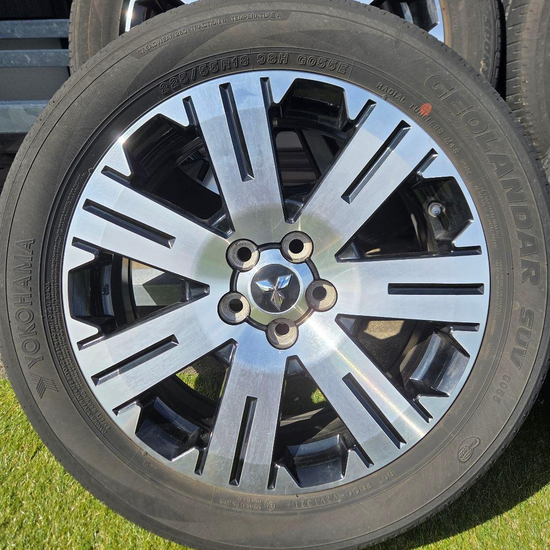 【送料込み】デリカD5後期　18インチ純正ホイール＆タイヤ＆ナット