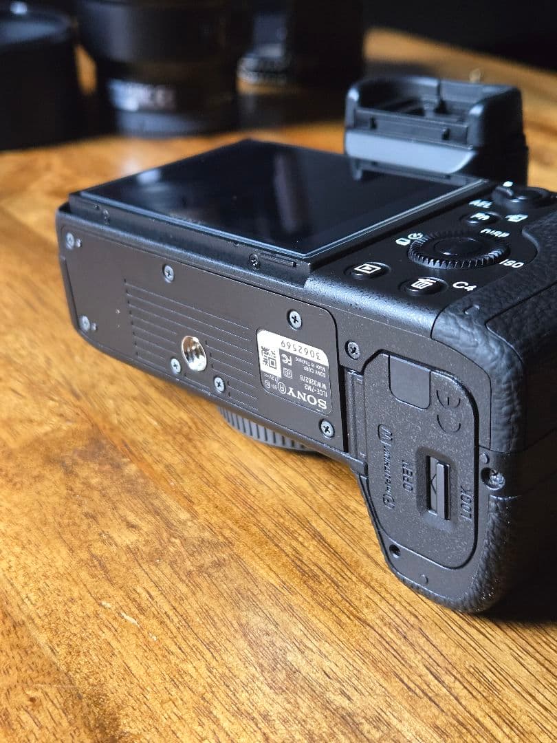 SONY　ソニー α7II ILCE-7M2　レンズ付属可能