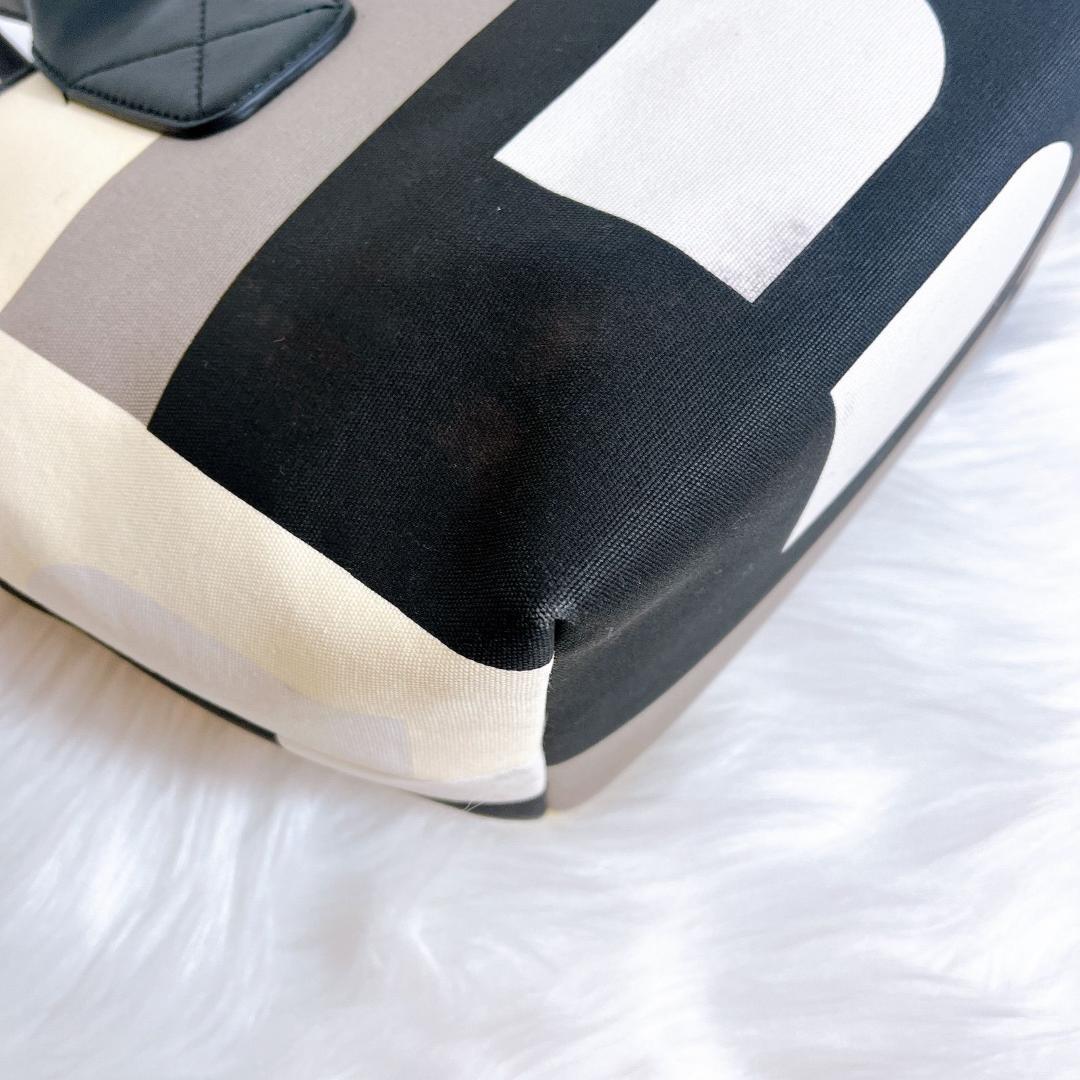 バリー　ビジー　Bロゴ　キャンバス　ハンドバック　Bモチーフ　マルチカラー