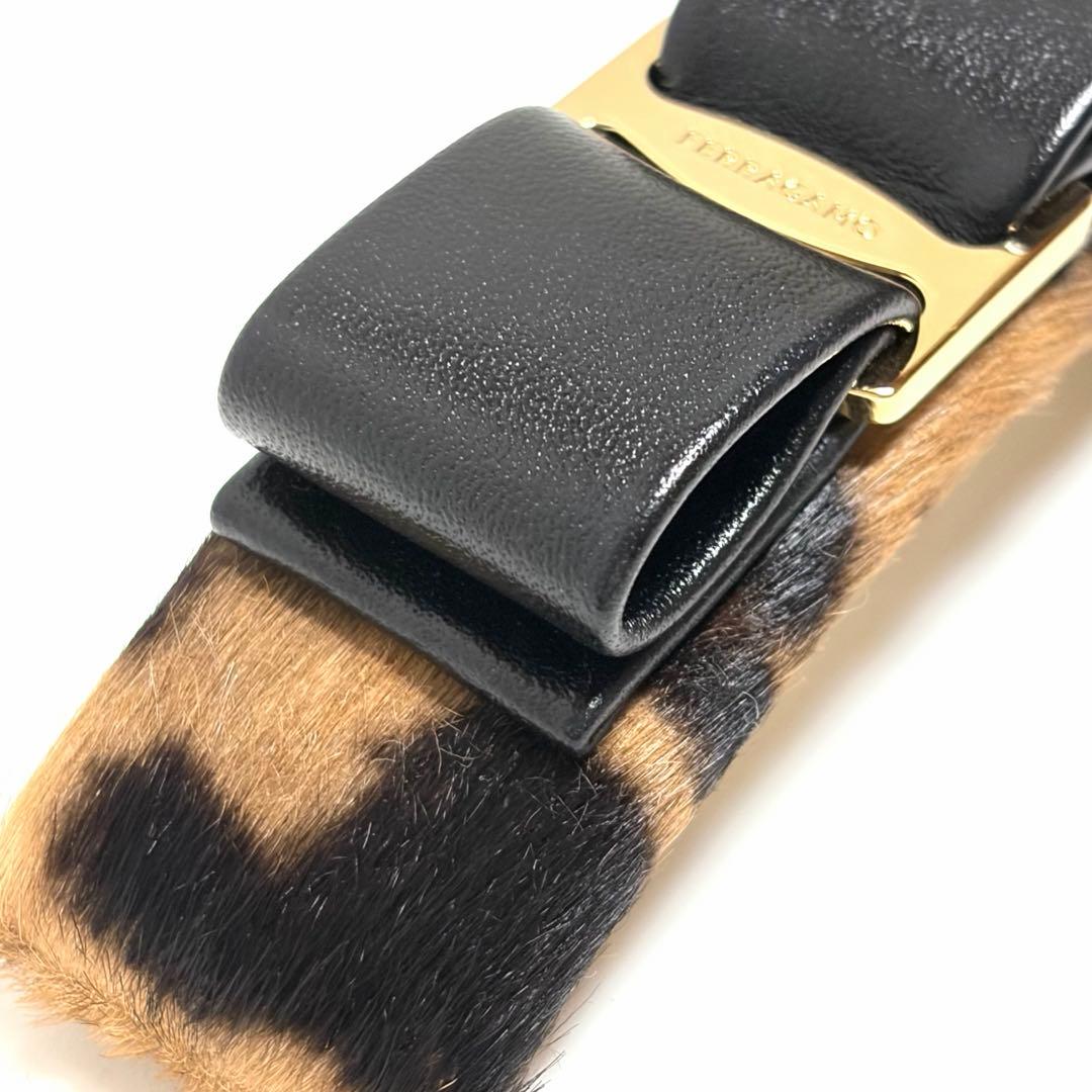 Ferragamo バレッタ ヴァラ レザー ポニーカーフ アクセサリー 美品