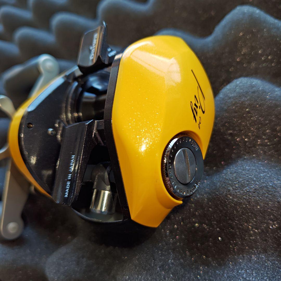 ダイワ リベルトピクシー L レフトハンドル イエローパール 04限定 使用品