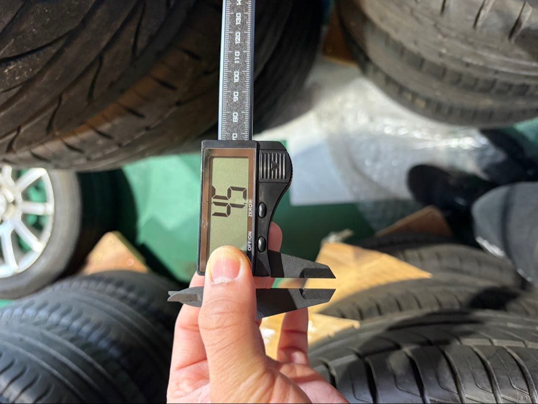 【売切！】アルファロメオ　ジュリエッタ　18インチ　アルミホイール