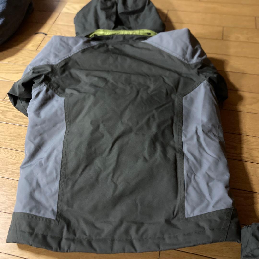 patagonia 子ども用スキーウェアオリーブグリーンM（10）130