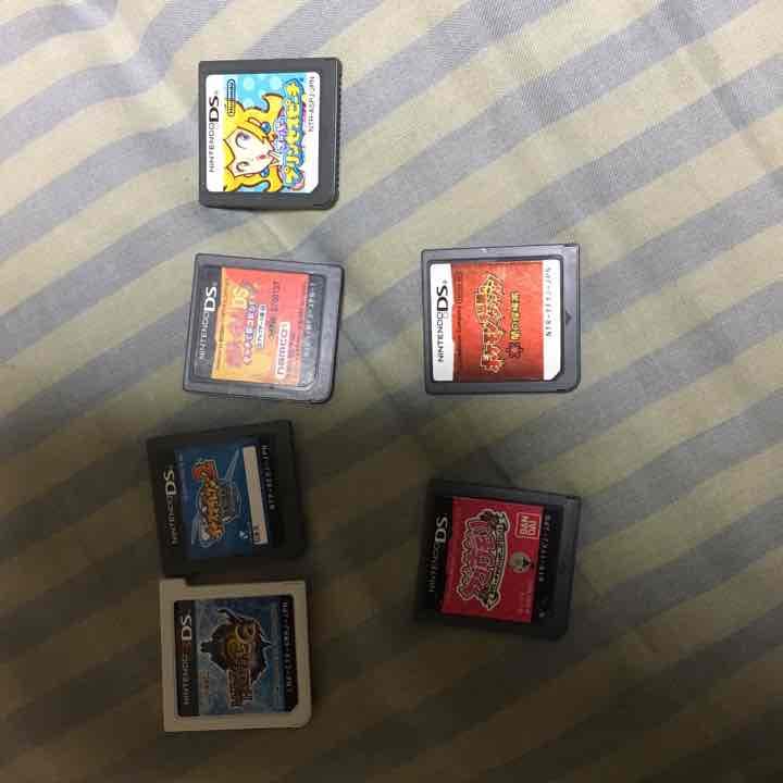 一つ一つうります  コメント欄に何欲しいか行ってもらって金額提示してね