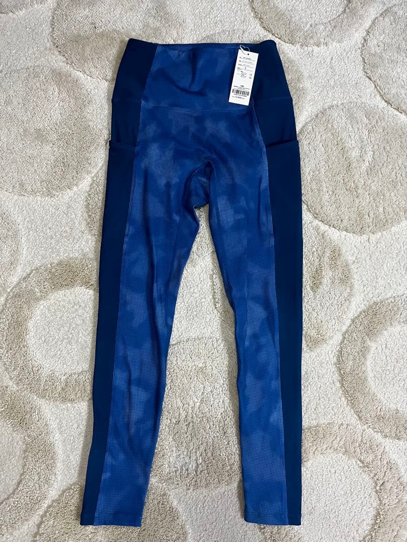 【未使用】【SUKALA】ドットプリント ヨガウェアセット タグ付き