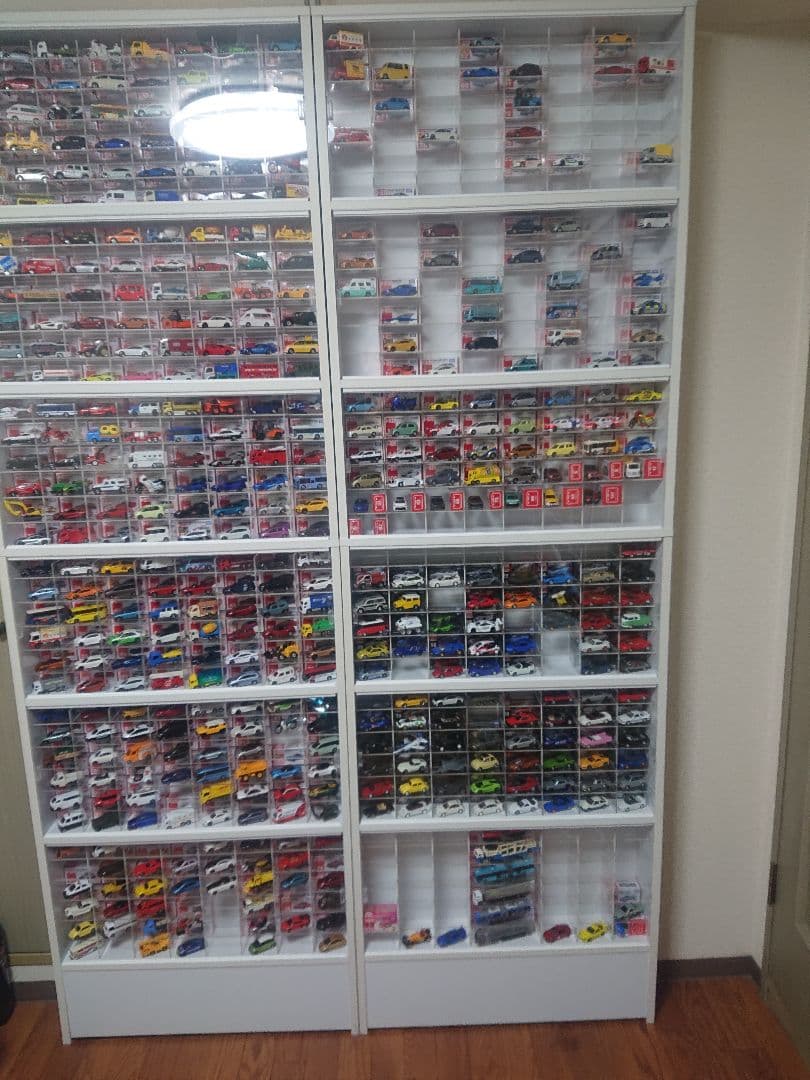 引取りのみ、トミカミニカー等ディスプレイ1台