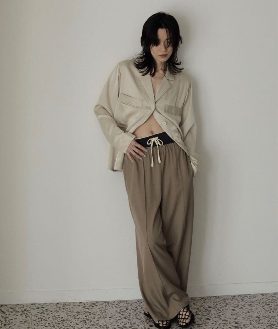 新品未使用anuke アンヌークSatin Tailored Shirts