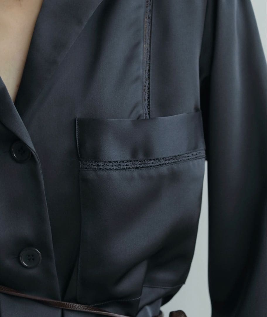 新品未使用anuke アンヌークSatin Tailored Shirts