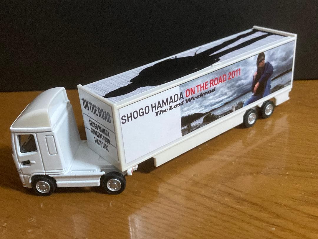 浜田省吾　2025スマホスタンド・2024FFFキャップ（おまけ付き）