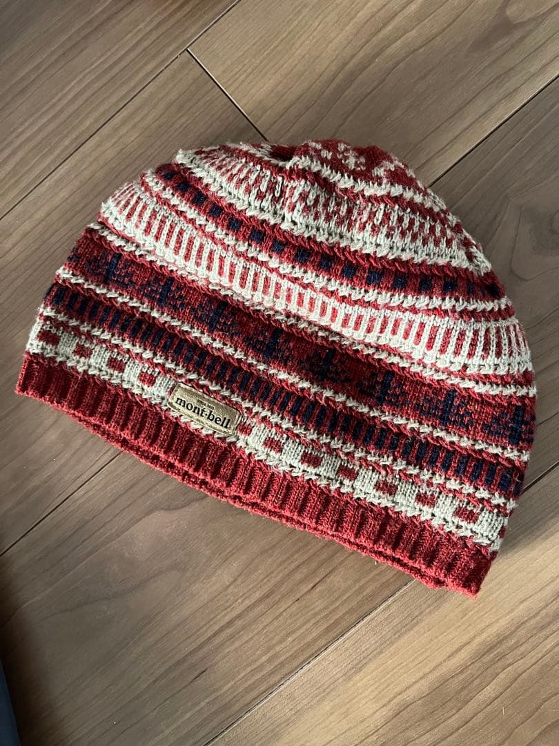 スキーウェア150・ニット帽　モンベル　手袋おまけ