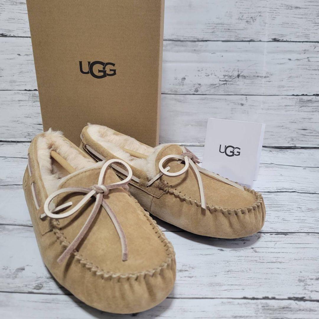 本日発送！！UGG DAKOTA TABACO 23cm モカシン