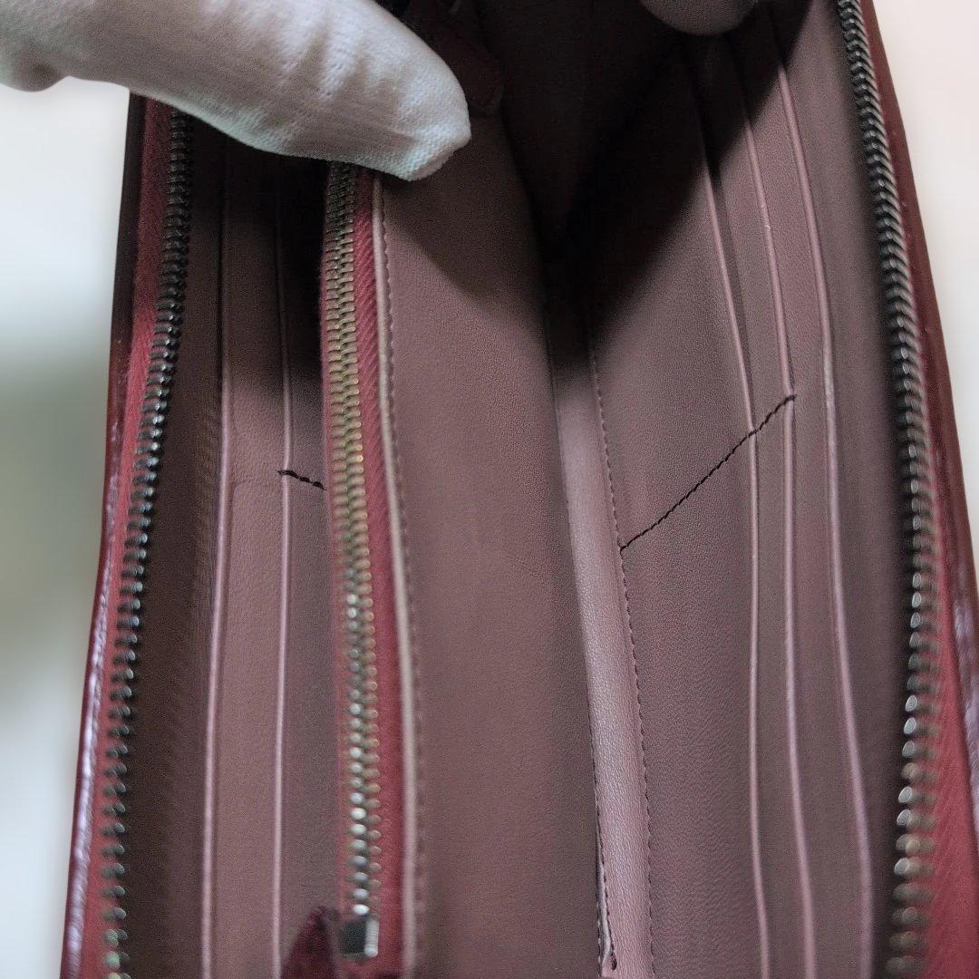 BOTTEGA VENETA イントレチャート ラウンドファスナー 赤