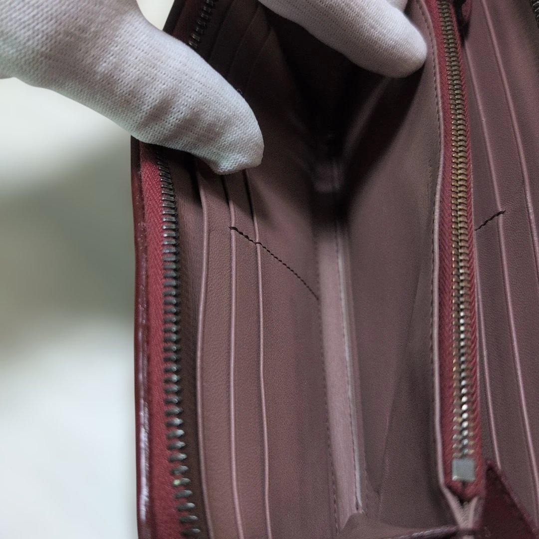 BOTTEGA VENETA イントレチャート ラウンドファスナー 赤