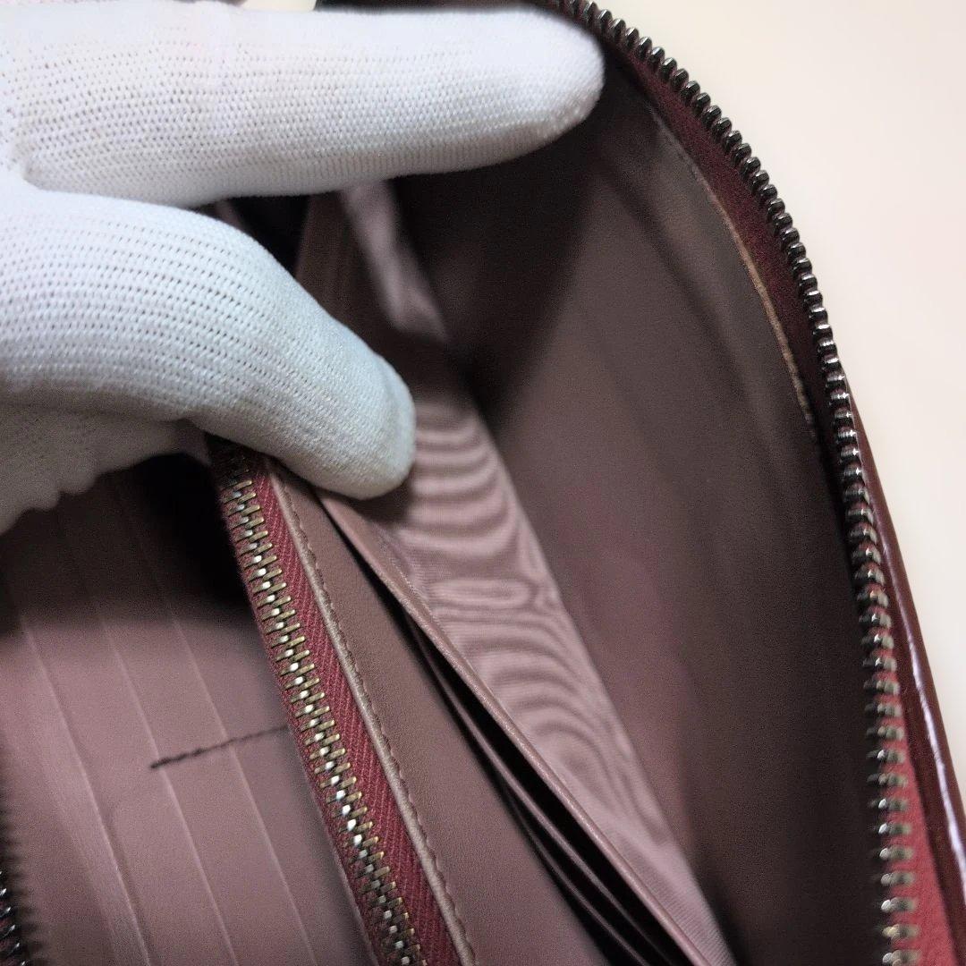 BOTTEGA VENETA イントレチャート ラウンドファスナー 赤