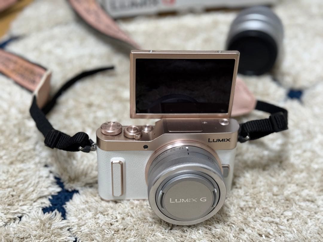 【超✨美品】Panasonicミラーレス一眼/2レンズ付/付属品/ホワイトピンク