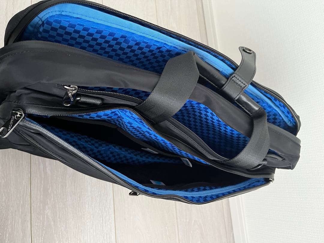 【新品未使用 】STARTTS ビジネスバッグ　ブラック