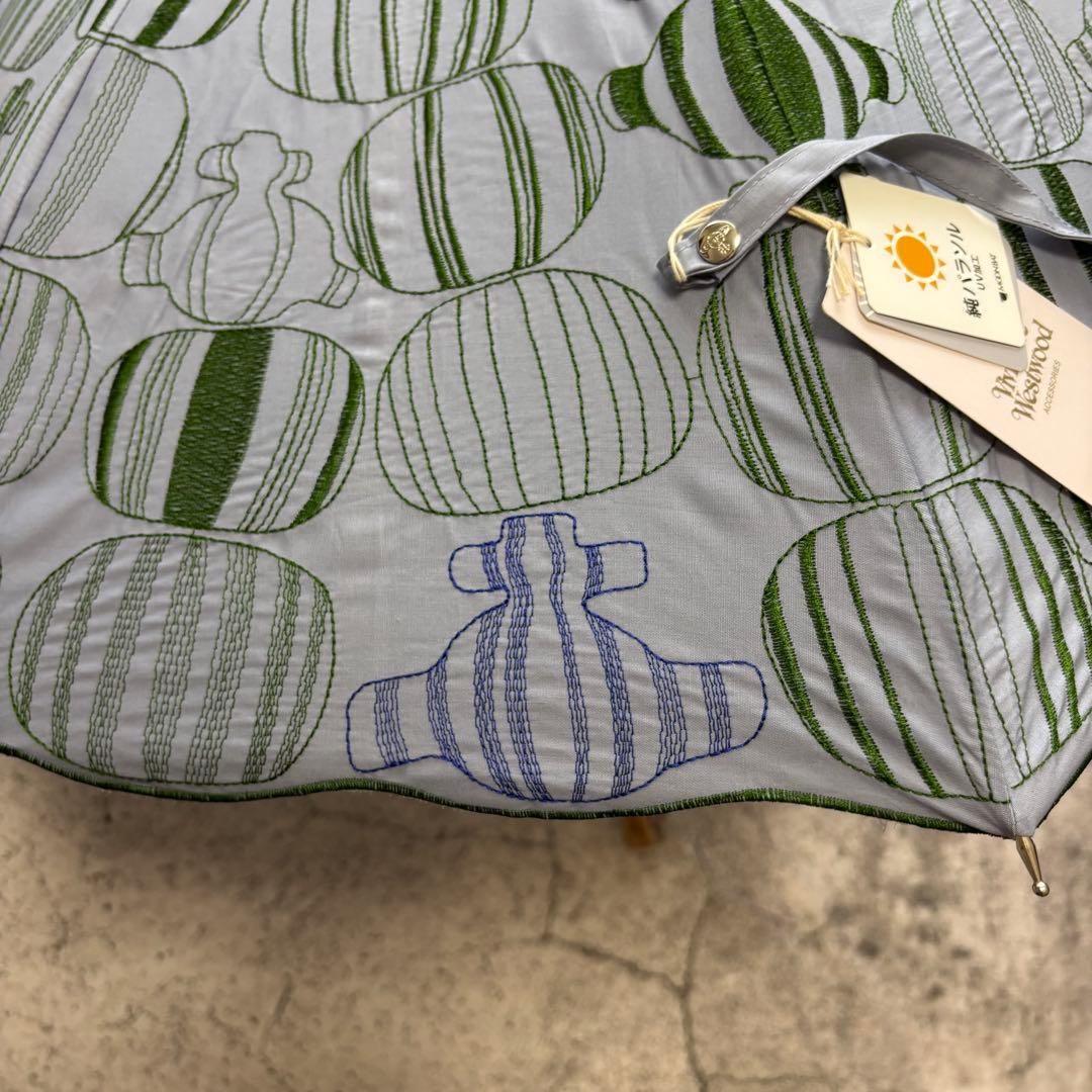 新品未使用　ヴィヴィアンウエストウッド　純パラソル　オーブ　刺繍　パゴダ