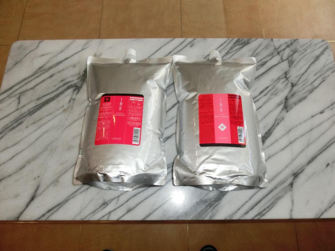 ルベルイオクレンジングリラックスメントシャンプーイオメルトリペアー