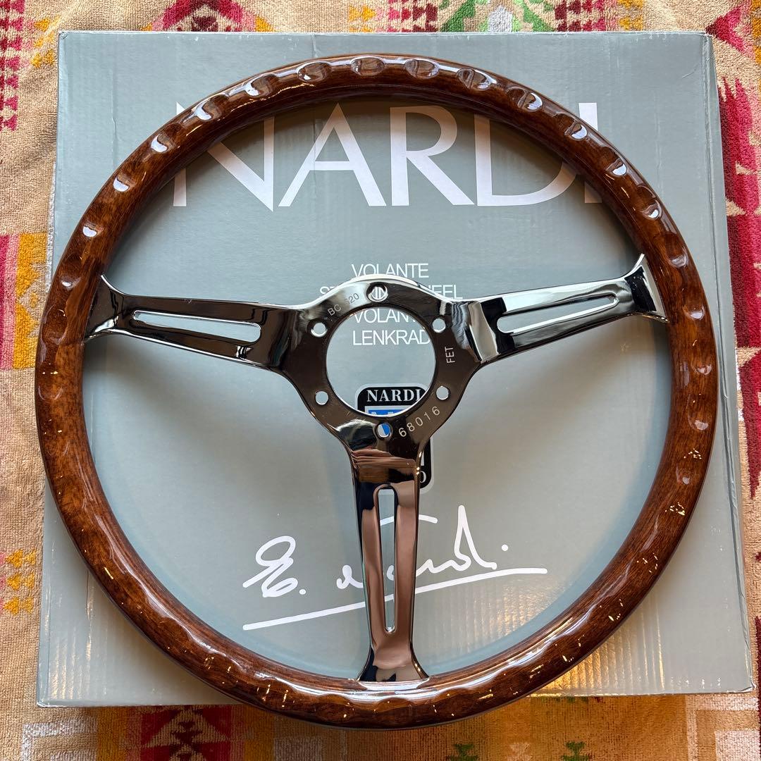 たぬきさん専用！ナルディステアリング！ステアリングボス、GMホーンボタン付