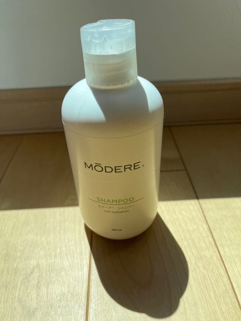 モデーア　商品４点