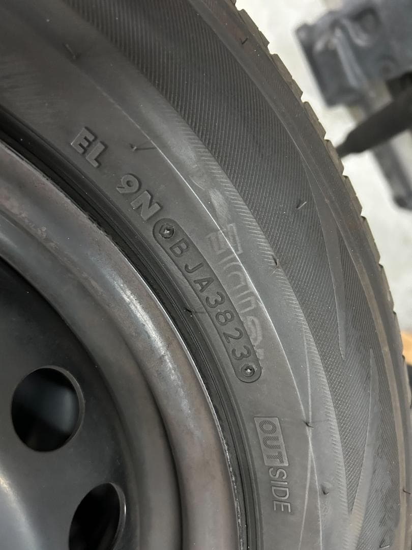 ルノー　カングー　純正15インチ　鉄ホイール+レグノタイヤ　4本セット