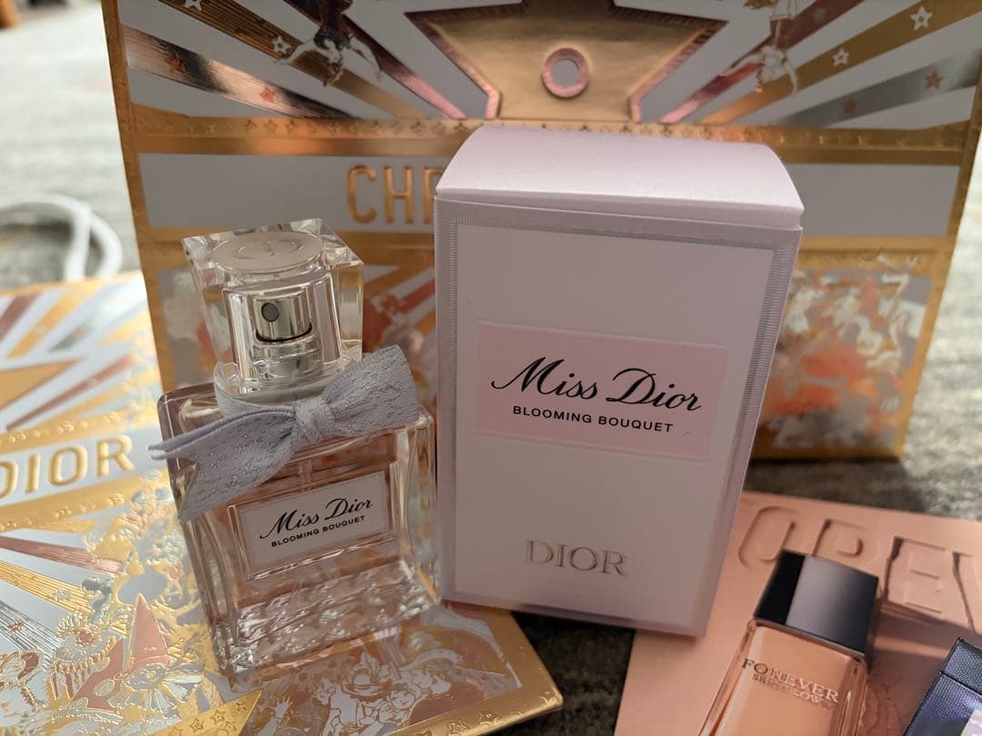 ミスディオール☺︎ブルーミングブーケ30ml