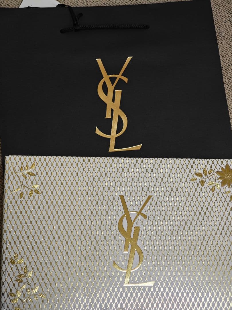 国内正規品 イブサンローラン　リブレ　オードパルファムギフトセット