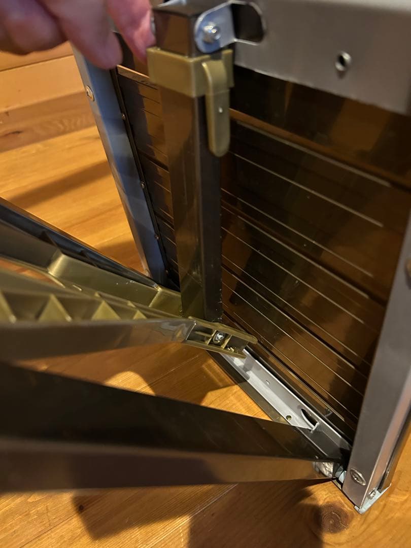 アウトドア　折りたたみテーブルチェアセット　木目調