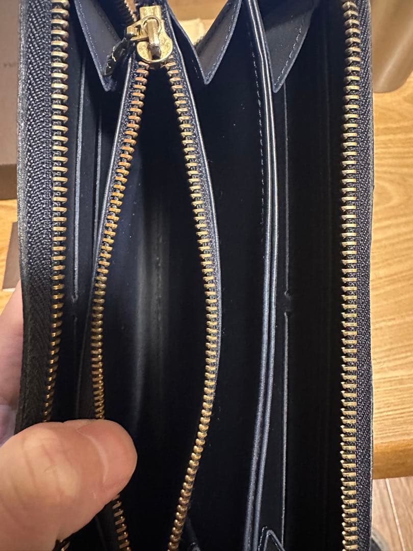【箱付属品付き】ルイヴィトン モノグラム ヴェルニ ジッピーウォレット