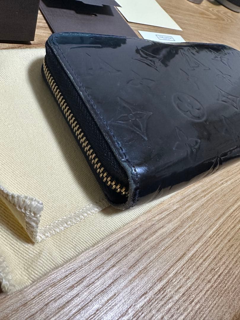 【箱付属品付き】ルイヴィトン モノグラム ヴェルニ ジッピーウォレット