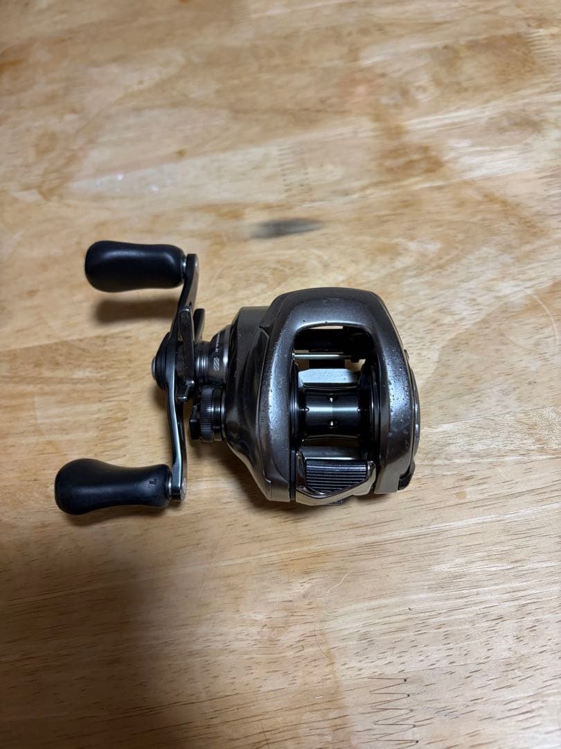 シマノ　ベイトリール　bantam 左ハンドル