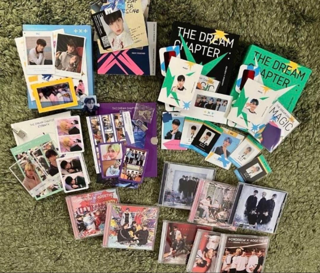 txt TOMORROW X TOGETHER CD・トレカ等