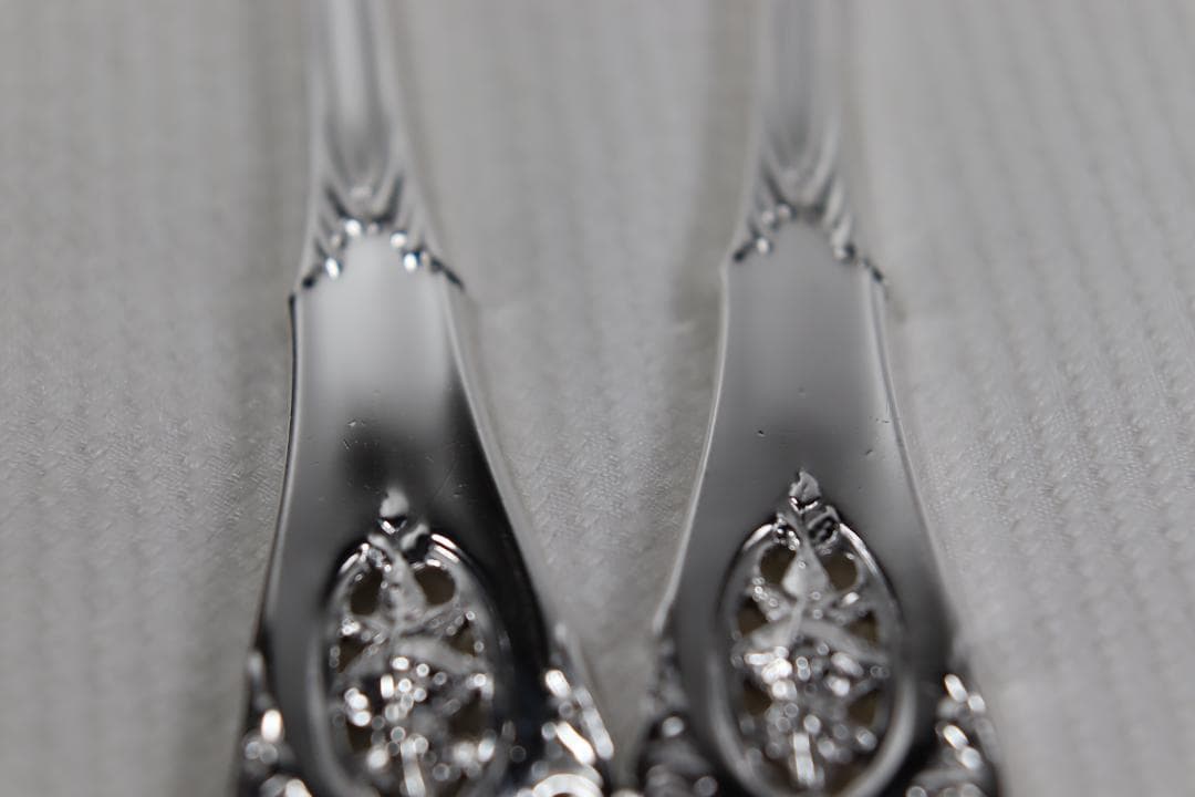 アメリカ■ウォレス■デザートフォーク２本組■とても優雅なローズポイント・パターン