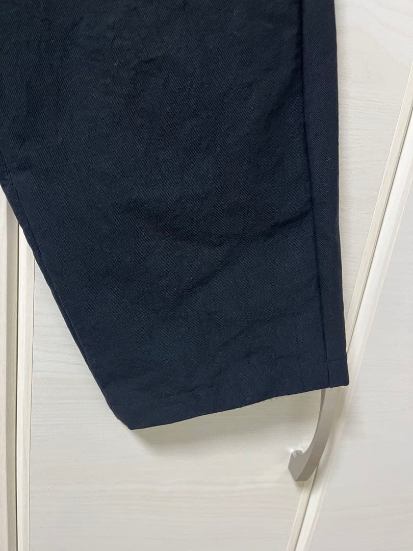 ゴールドウィン　ワンタックテーパードアンクルパンツ　ブラック