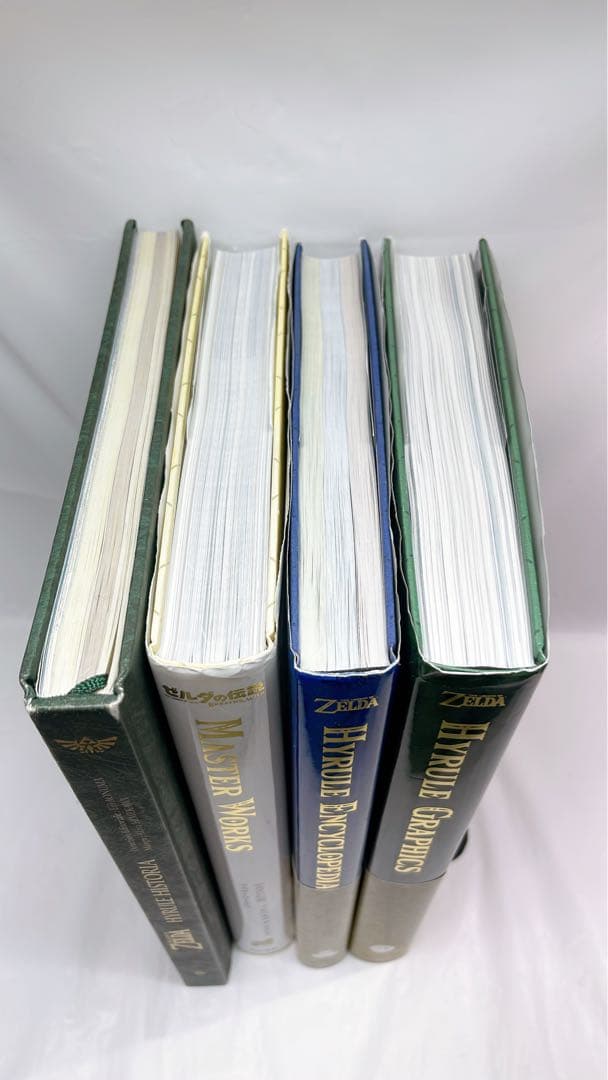 [6794] ゼルダの伝説 30周年記念書籍 全3＋ヒストリアガイド(仏) 4冊