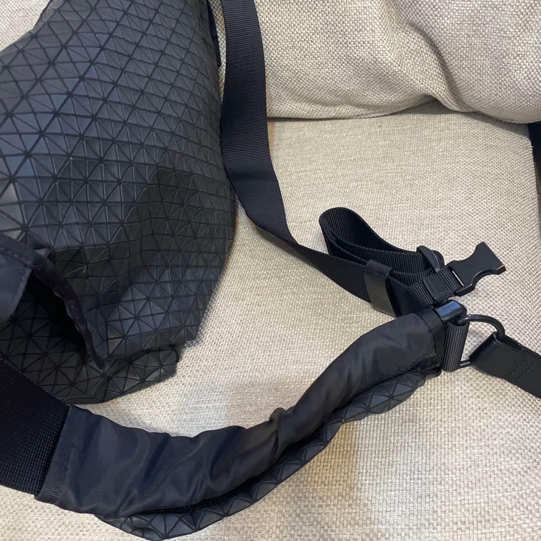 BAO BAO ISSEY MIYAKE バオバオ メッセンジャーバッグブラック