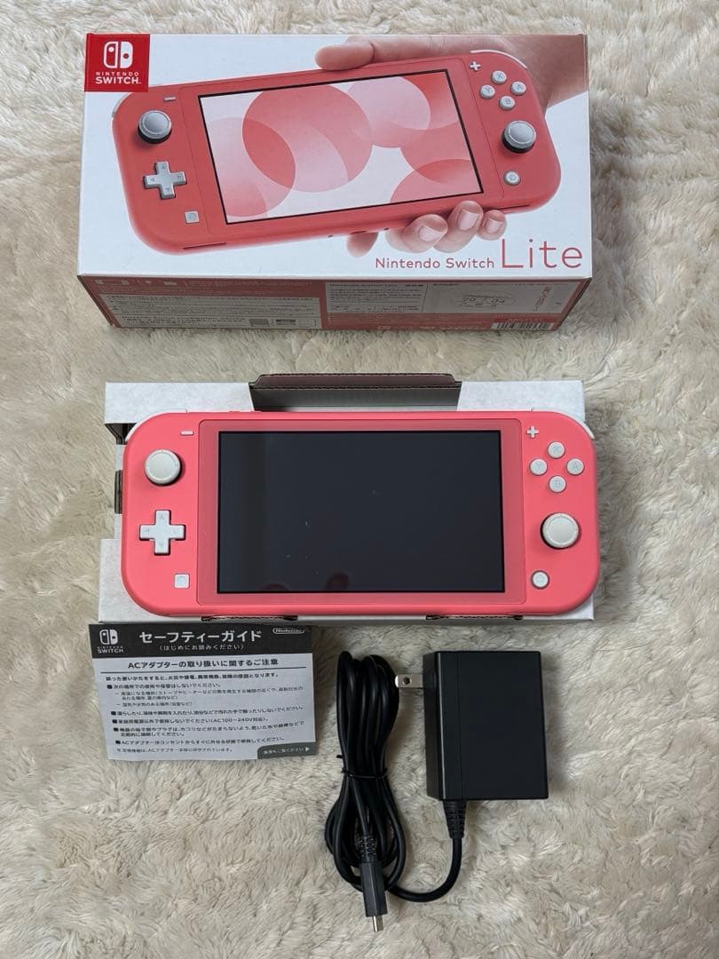 美品Nintendo Switch Lite ピンク 本体&ケース付き