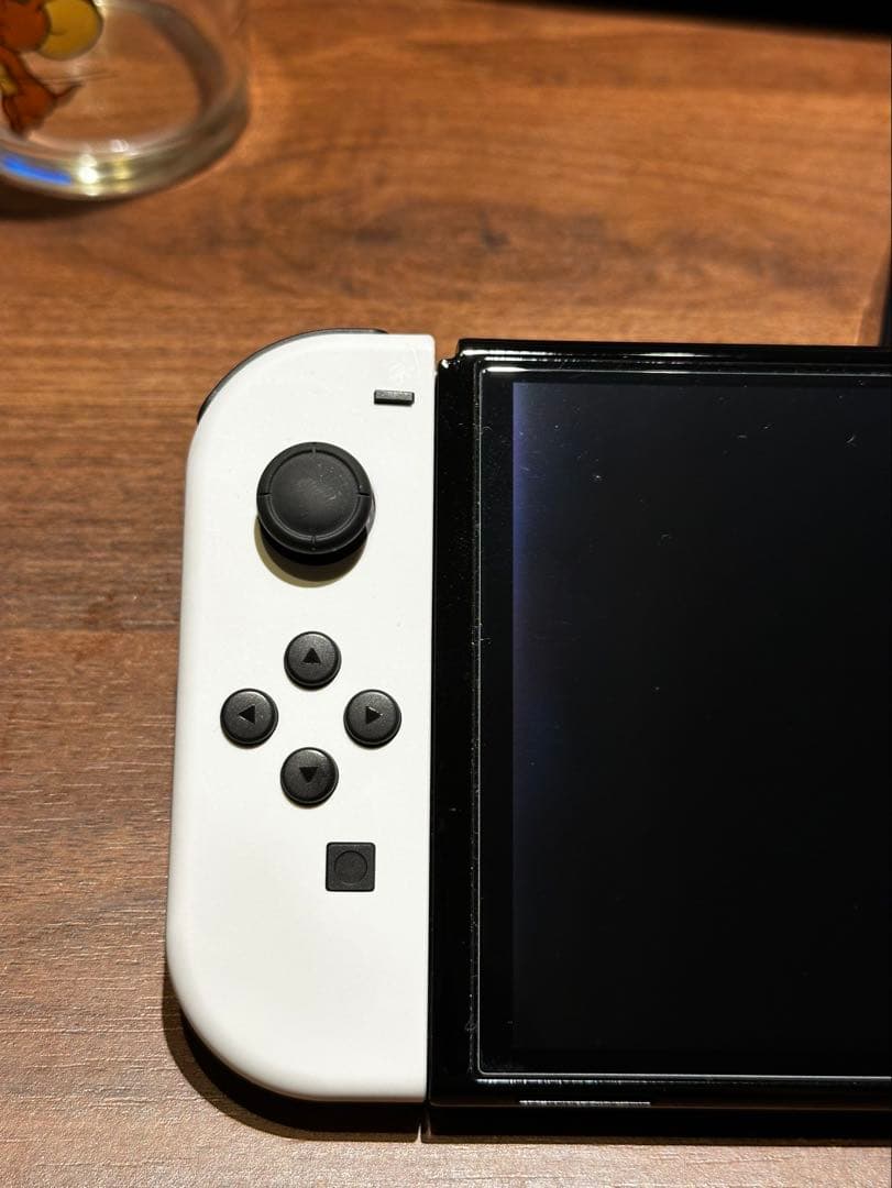 Nintendo switch ホワイト　本体　ケース付き