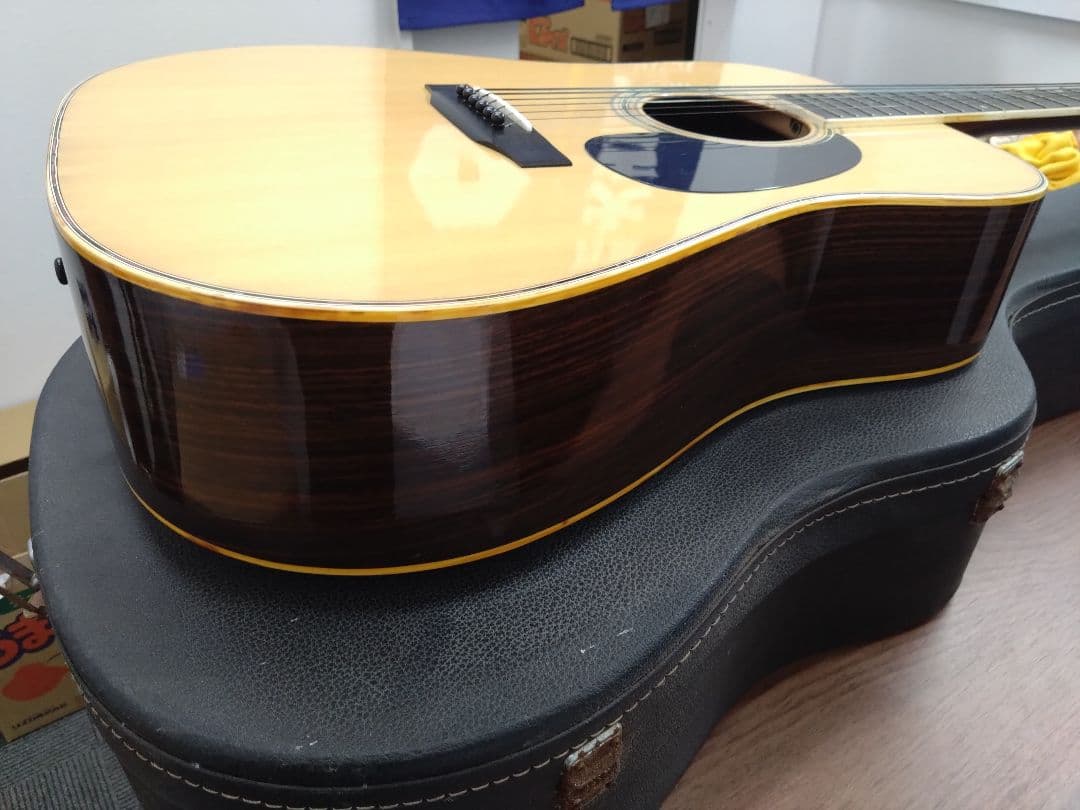 モーリス　Morris w-25 アコースティックギター ハードケース付き