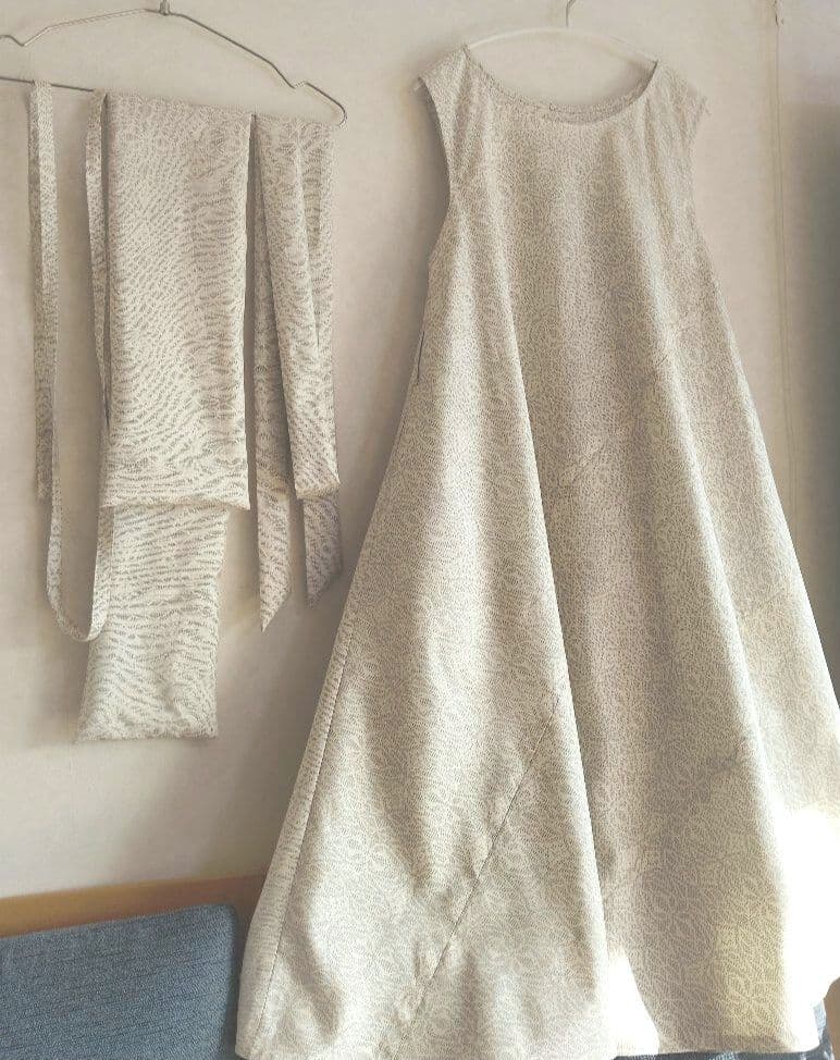 着物リメイク♤白大島紬フレアーワンピース♤正絹ストール付き♤