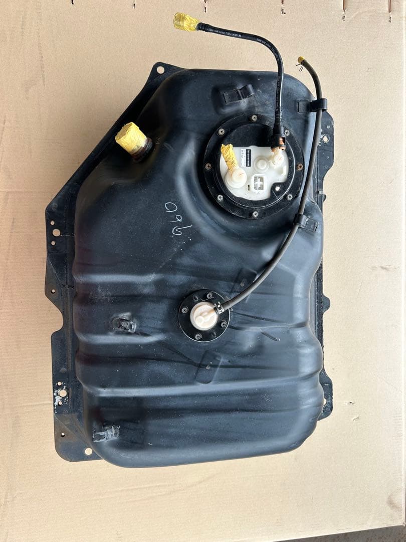 コペン　l880k 燃料タンク　燃料ポンプ